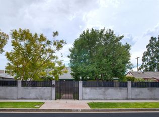 17442 Lull St, Northridge, CA 91325