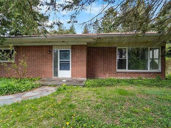 3rd image of 4155 Makyes Rd