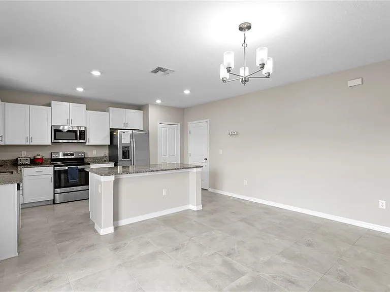 7109 Paradise Island Ct — Photo 17