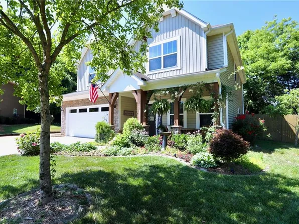 2152 Waterview Dr, Graham, NC 27253