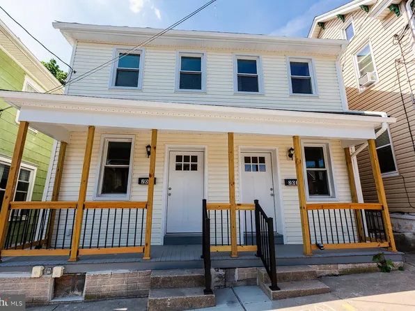 203 W High St, Elizabethtown, PA 17022