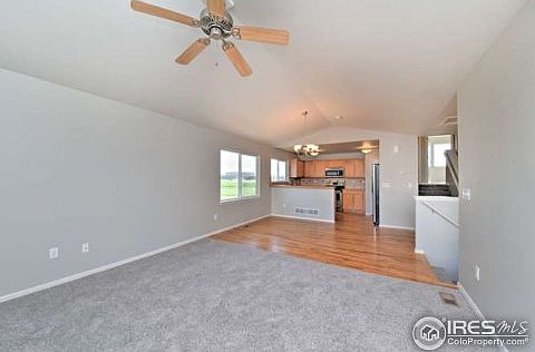 5th image of 209 Windflower Way