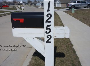 1252 Addalyn Dr, Fulton, MO 65251
