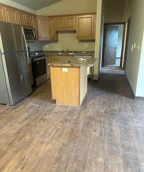 East Mason Apartment — Photo 1
