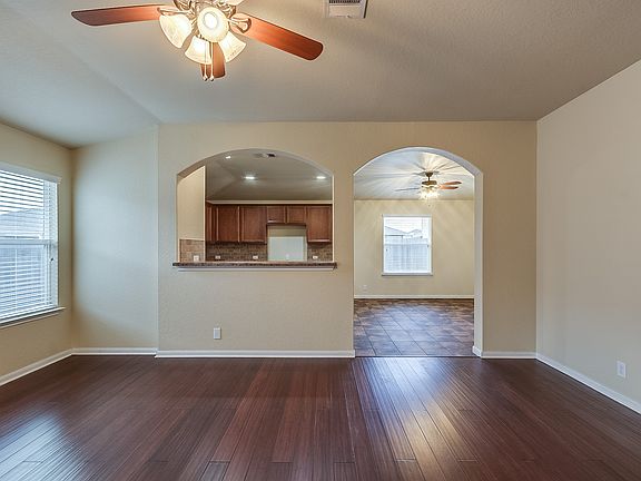 2nd image of 745 Great Oaks Dr