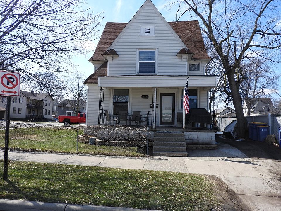 1st image of 337 Gold Ave NW APT 3