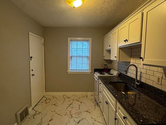 5th image of 148 Shawnee Pl #2