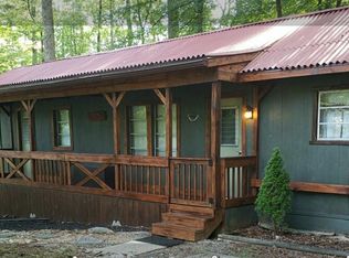 50 Maple Ln, Orrtanna, PA 17353