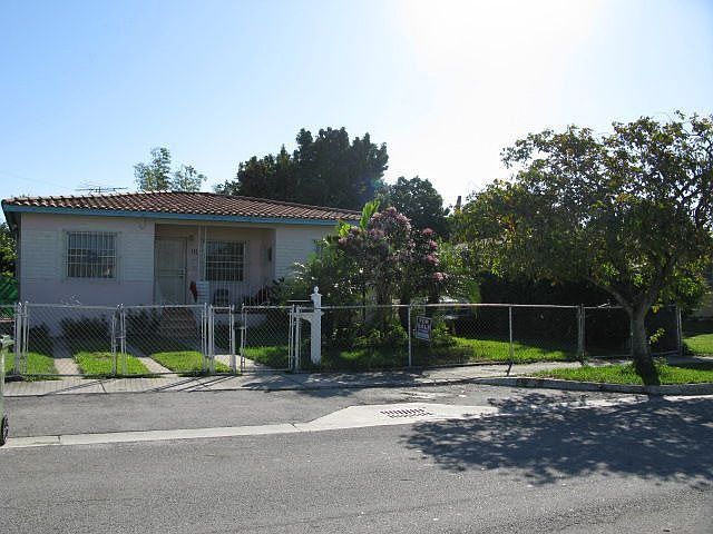 1st image of 2821 NW 21st Ct
