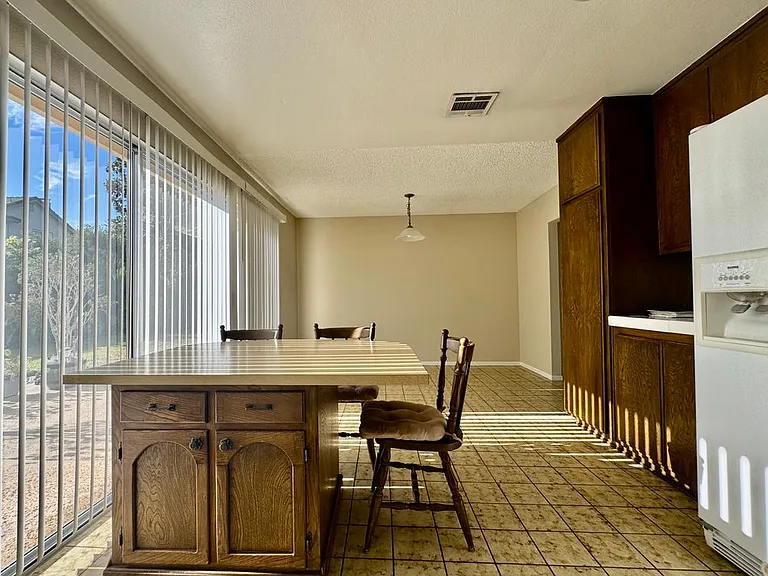 793 Tioga Pl — Photo 6