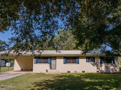 7215 Loreauville Rd, New Iberia, LA, 70563