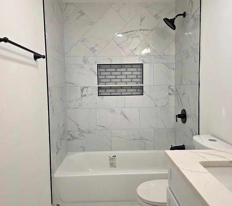 1st image of 23 Park Square Dr