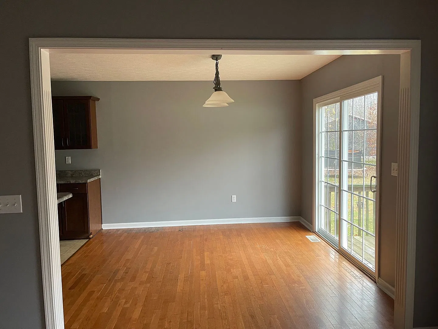 Make This Beautiful 3 Bed, 2.5 Bath Your New Home Located In The Convenient Elizabthtown Location — Photo 3