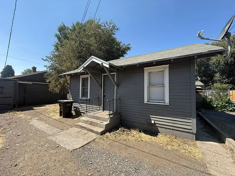 1403 W Lincoln Ave — Photo 11