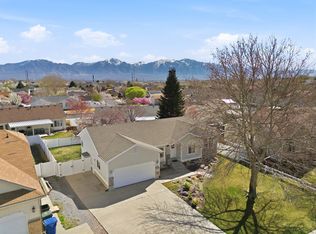 6577 S High Bluff Dr, West Valley City, UT 84118