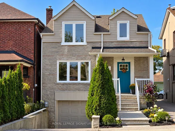 26 Fairbank Ave, Toronto, ON M6E 3Y4