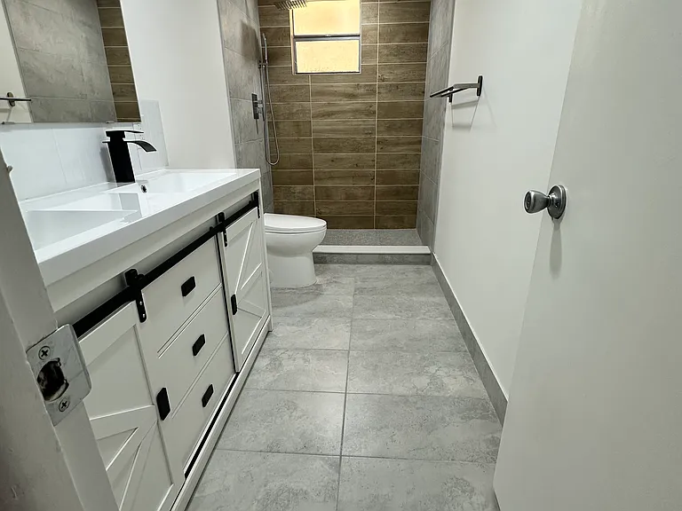 410 NW 68th Ave #111 — Photo 9
