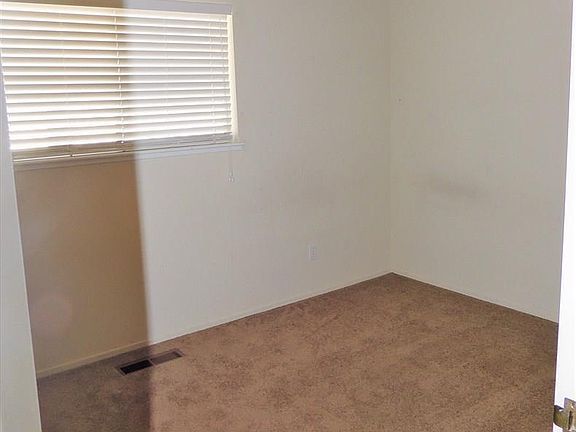5th image of 1505 Continental Dr