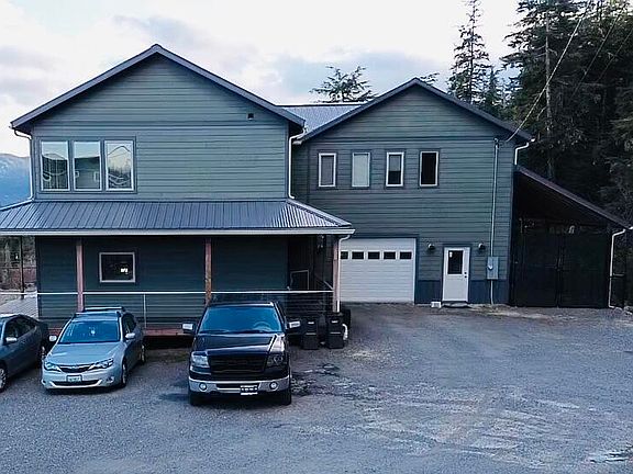 3rd image of 6737 Ravenwood Dr