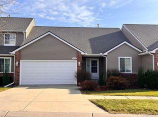 2078 W Ridge Dr #21, Davison, MI 48423