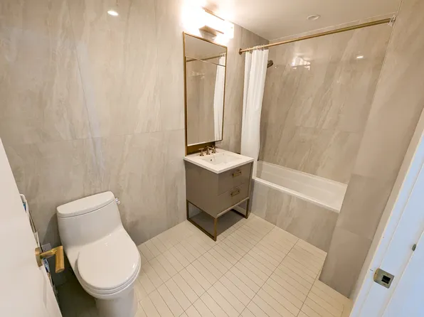 3 Court Square image 4 of 11