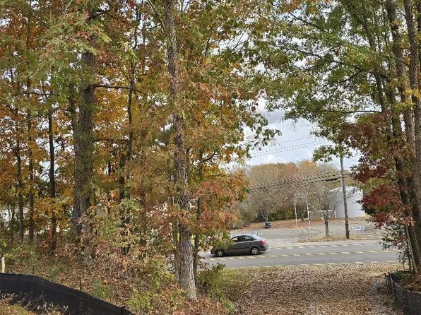 322 Lewis St, Oxford, NC 27565
