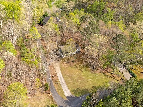 4th image of 557 Bent Tree Dr NW