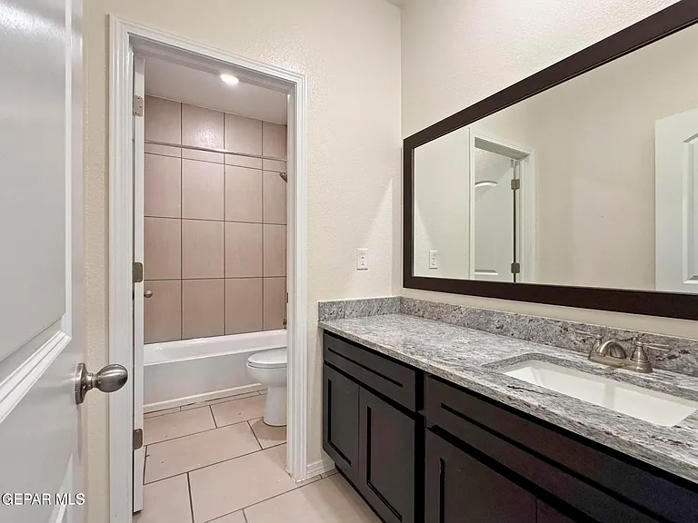 15216 Hunch Ct — Photo 12