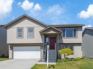 9224 W Foxtail Ln, Spokane, WA 99224