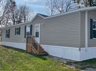 1053 Angela Ave, Auburn, IN 46706