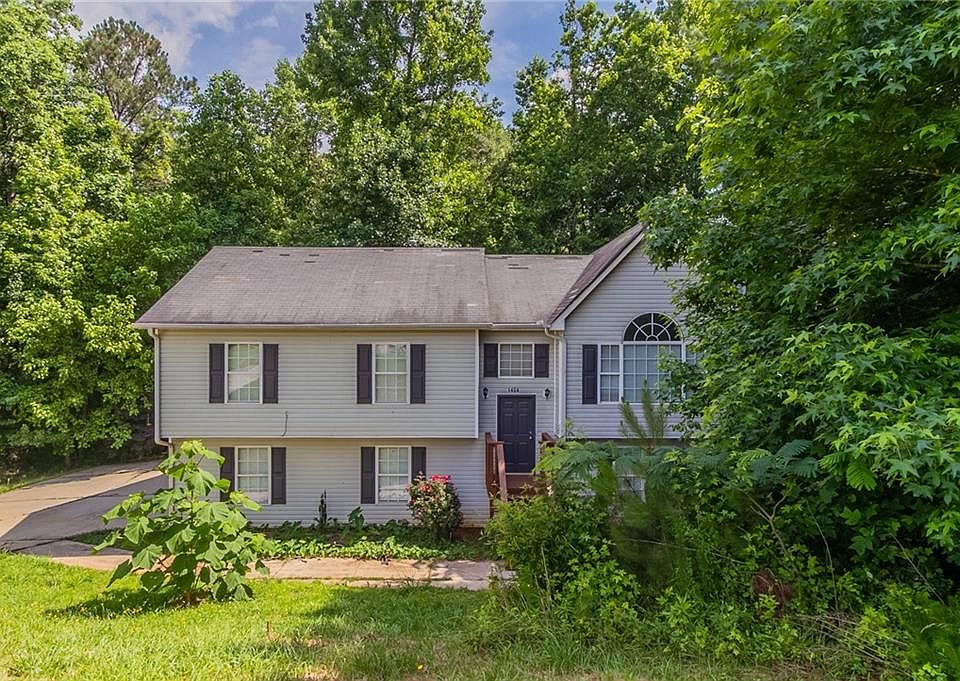 1st image of 1404 Lancaster Ct