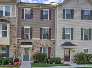 806 Bayside Ct, South Amboy, NJ 08879