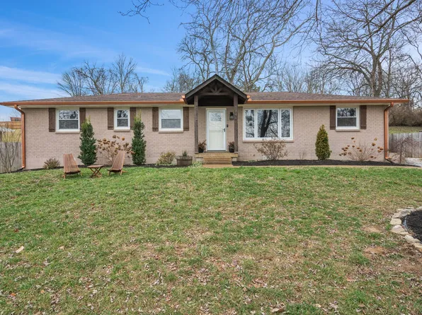 1844 Willow Springs Dr, Nashville, TN 37216