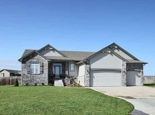 13921 E Ayesbury St, Wichita, KS 67228