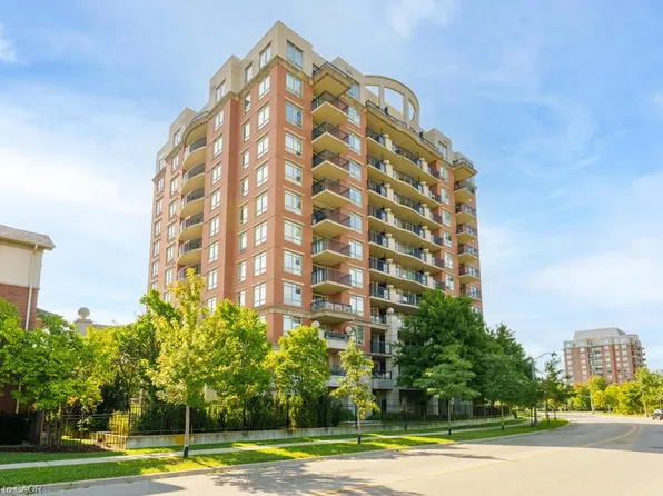 2365 Central Park Dr #203, Oakville, ON L6H 0C7