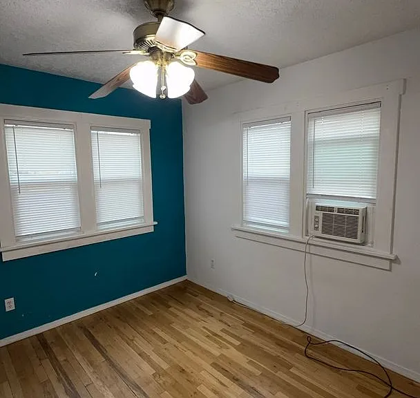 Gold & Ash Property — Photo 2