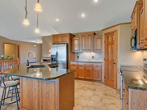 2nd image of 2313 Wyoming Ct