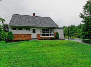 25 Locust Grove Rd, Saratoga Springs, NY 12866