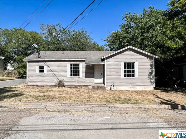 401 S 5th St, Gatesville, TX 76528