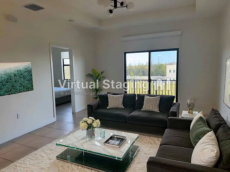 7819 NW 104th Ave — Photo 3