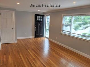 5 Wollitzer Ln, Watertown, MA 02472