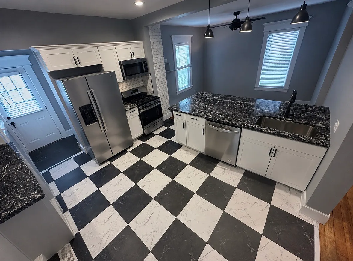 3 bed, 1.5 bath, 1267 sqft, $2,900 — Photo 4
