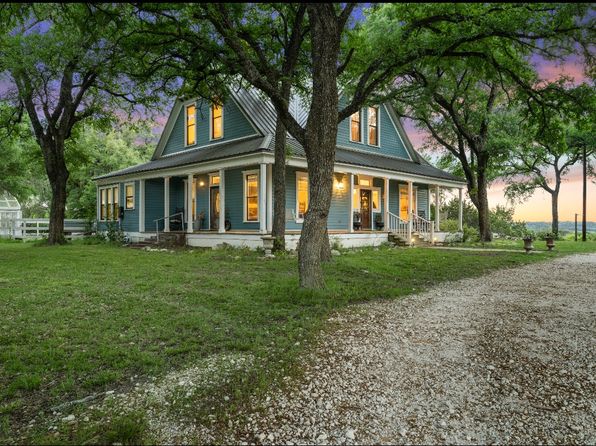 301 Avenue I, Valley Mills, TX 76689