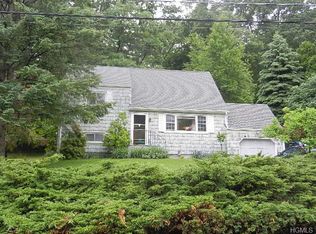 1453 Ivy Rd, Mohegan Lake, NY 10547