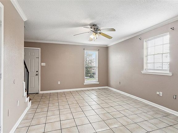 4th image of 3500 Martinique Ave