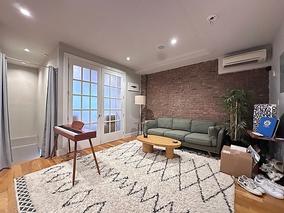 2nd image of 2455 Frederick Douglass Blvd #1R