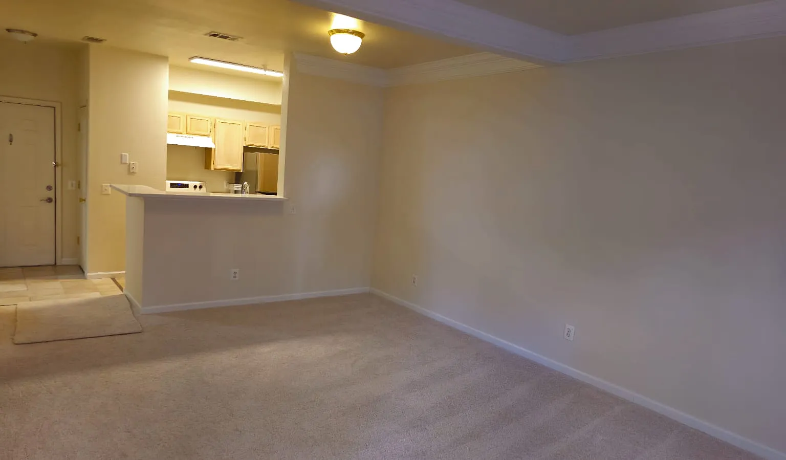 1 bed, 630 sqft, $1,900 — Photo 4