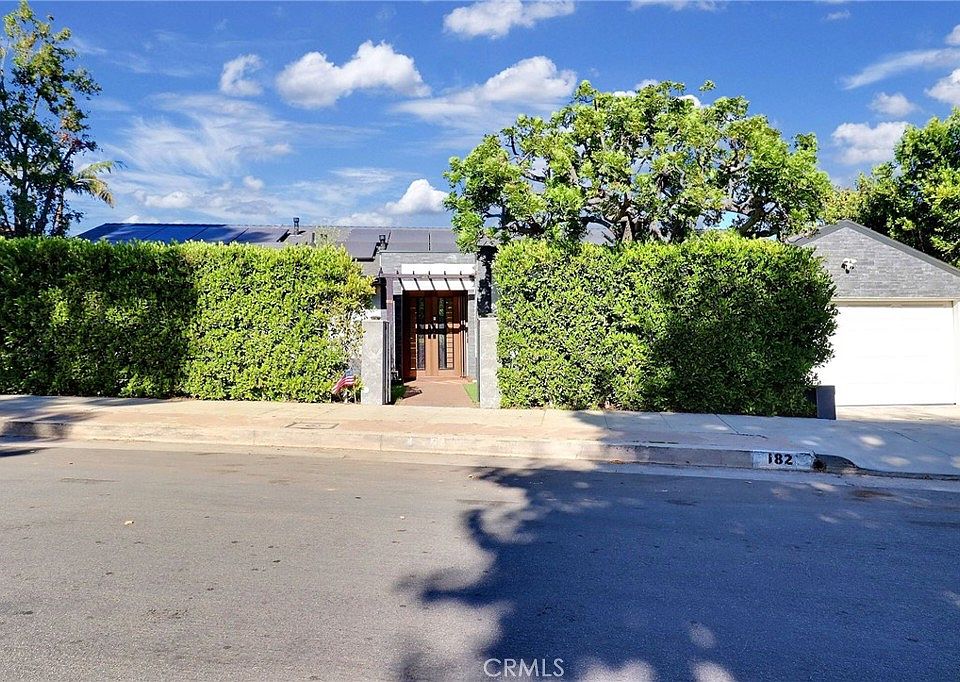 1st image of 182 Denslow Ave