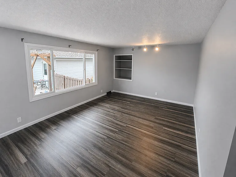 6000 Colby St — Photo 3