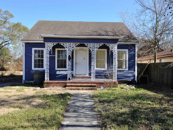 1075 Goliad St, Beaumont, TX 77701